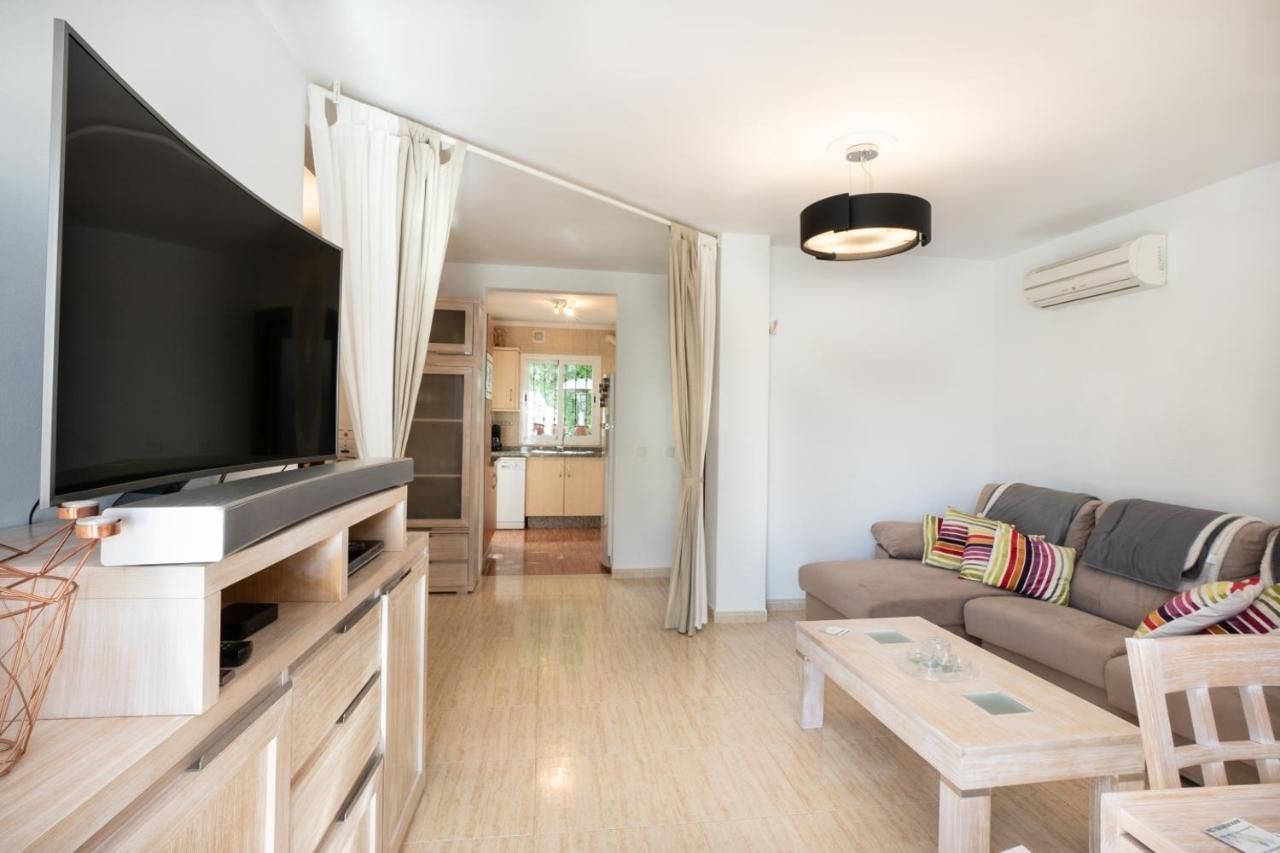 Marina Bella 1F Menyber Apartment Nerja Luaran gambar