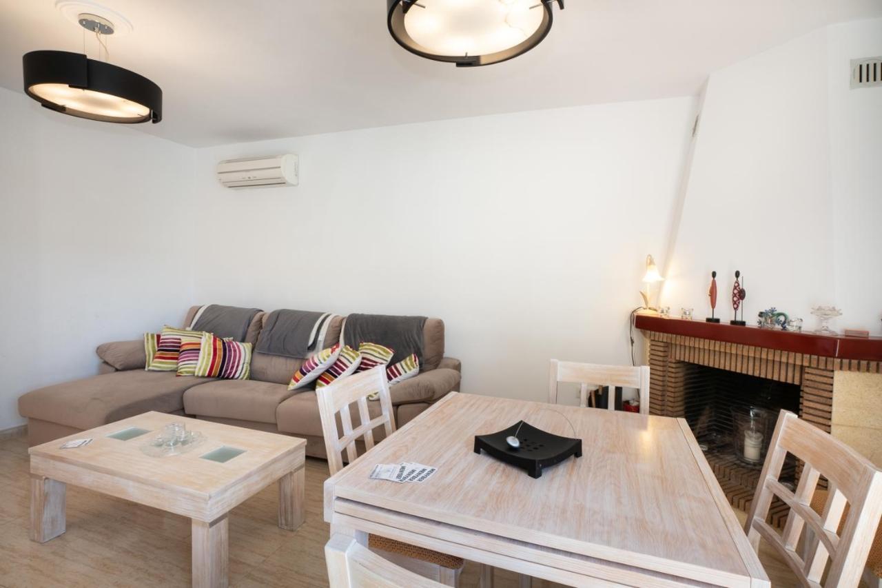 Marina Bella 1F Menyber Apartment Nerja Luaran gambar